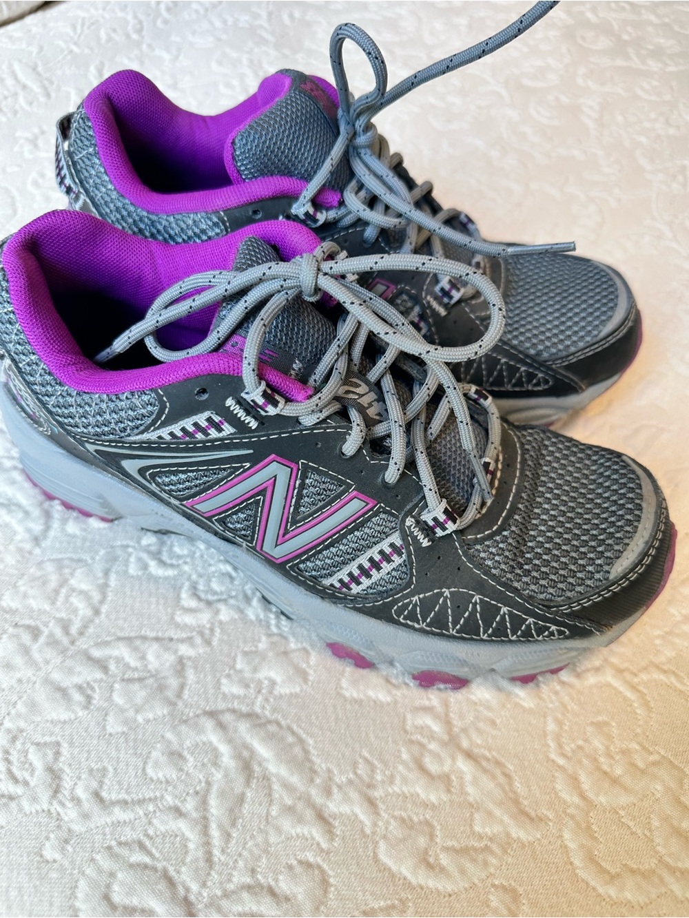 New Balance Gray and Purple Women's Trail Sneakers